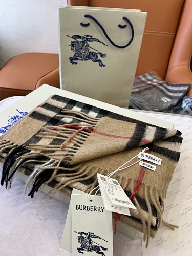 Scarf from Scarlettluxury