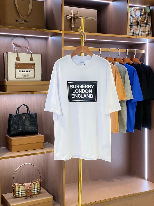 Tee from Scarlettluxury
