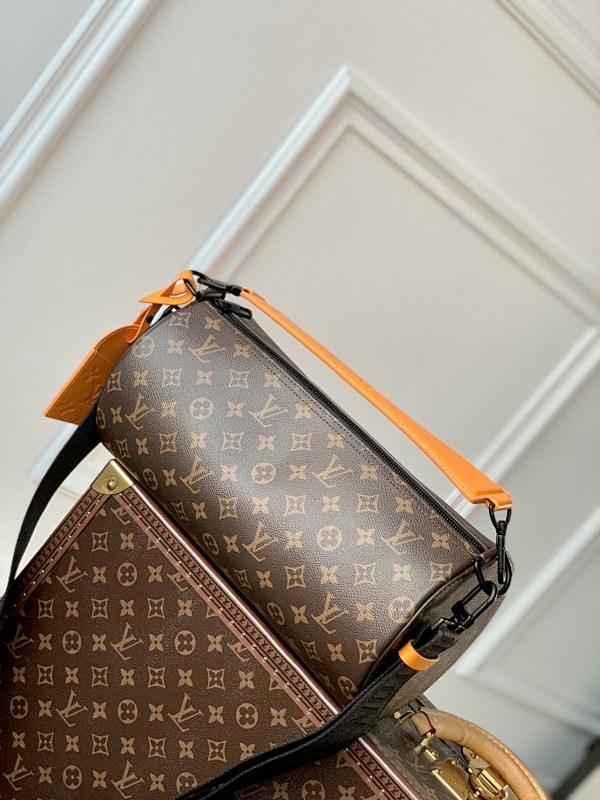 Louis Vuitton polo