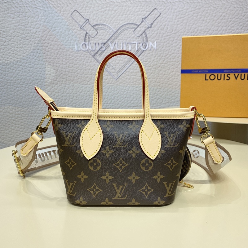 Louis Vuitton crossbody bag