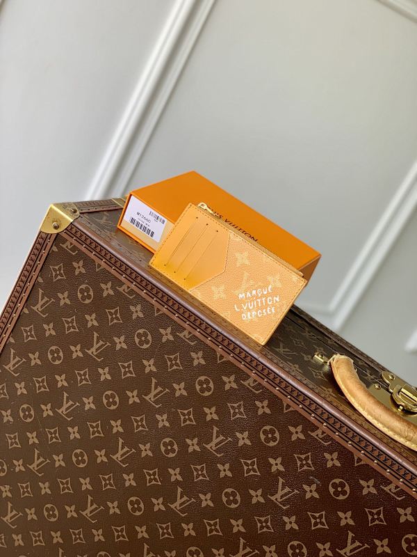 Louis Vuitton card holder