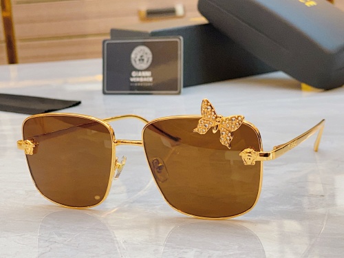 Glasses from Scarlettluxury