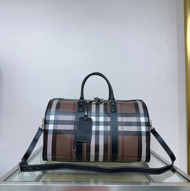 Travel bag from Scarlettluxury