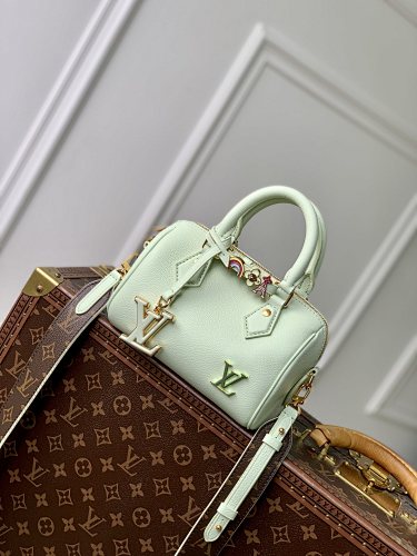Louis Vuitton crossbody bag