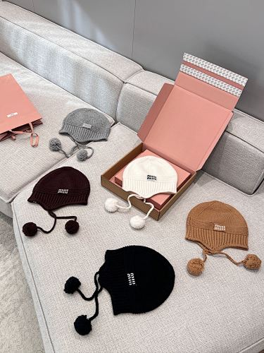 Miu Miu hat