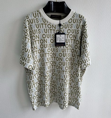 Sweater from Scarlettluxury