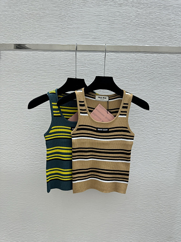 Sweater from Scarlettluxury