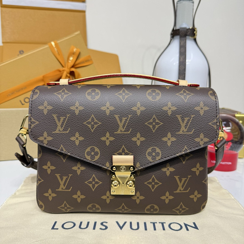 Louis Vuitton messenger bag