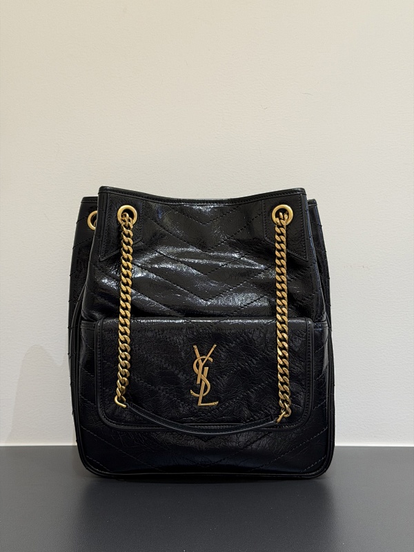 Shopping bag from Scarlettluxury