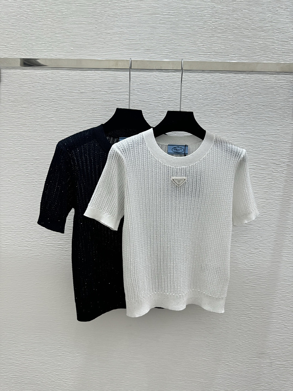 Sweater from Scarlettluxury