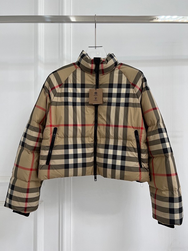 Down jacket from Scarlettluxury