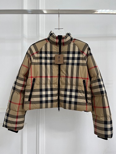 Down jacket from Scarlettluxury