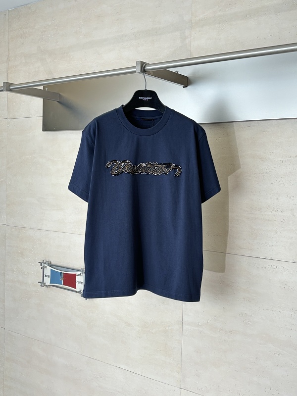 Tee from Scarlettluxury