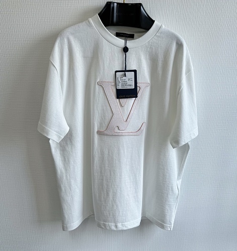 Tee from Scarlettluxury