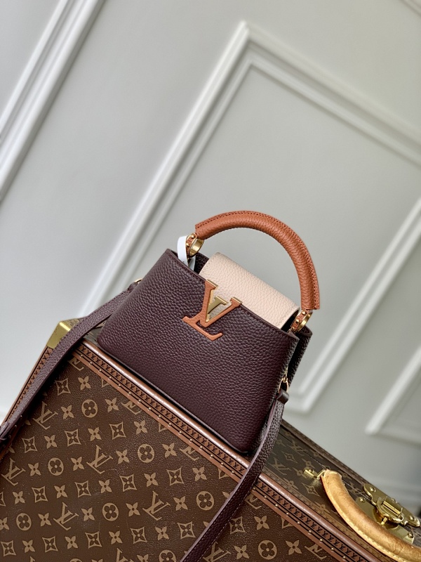 Louis Vuitton crossbody bag