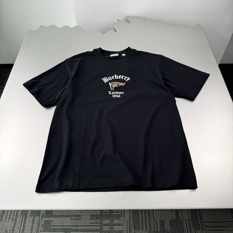Tee from Scarlettluxury