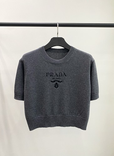 Sweater from Scarlettluxury