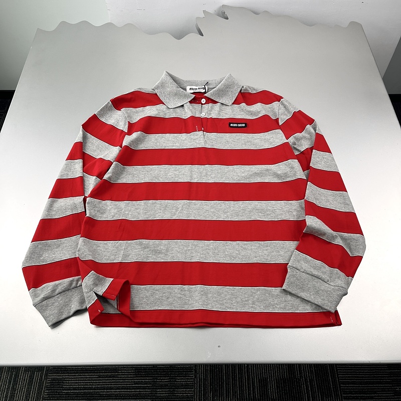 Sweater from Scarlettluxury