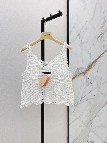 Sweater from Scarlettluxury
