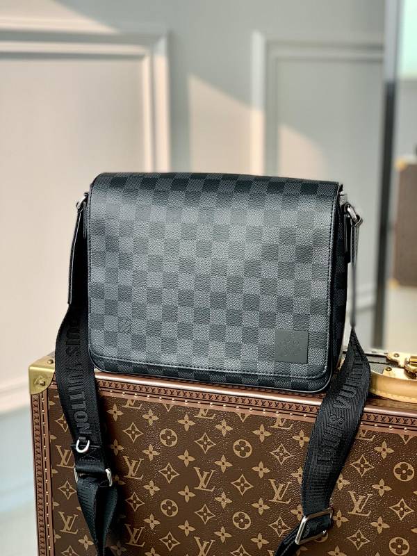 Messenger bag from Scarlettluxury