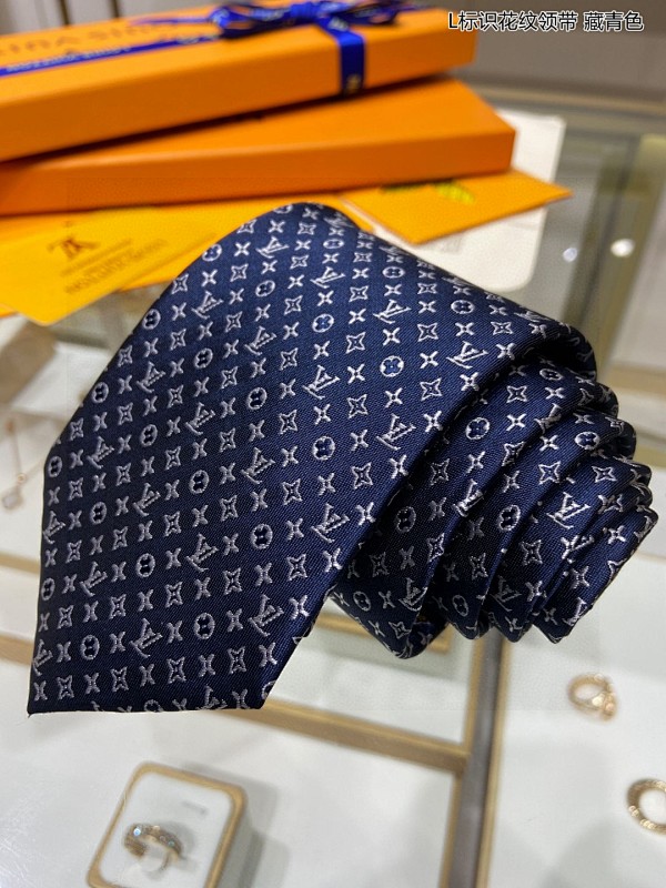 Louis Vuitton Monogram Classic Monogram 100