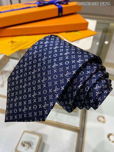 Louis Vuitton Monogram Classic Monogram 100