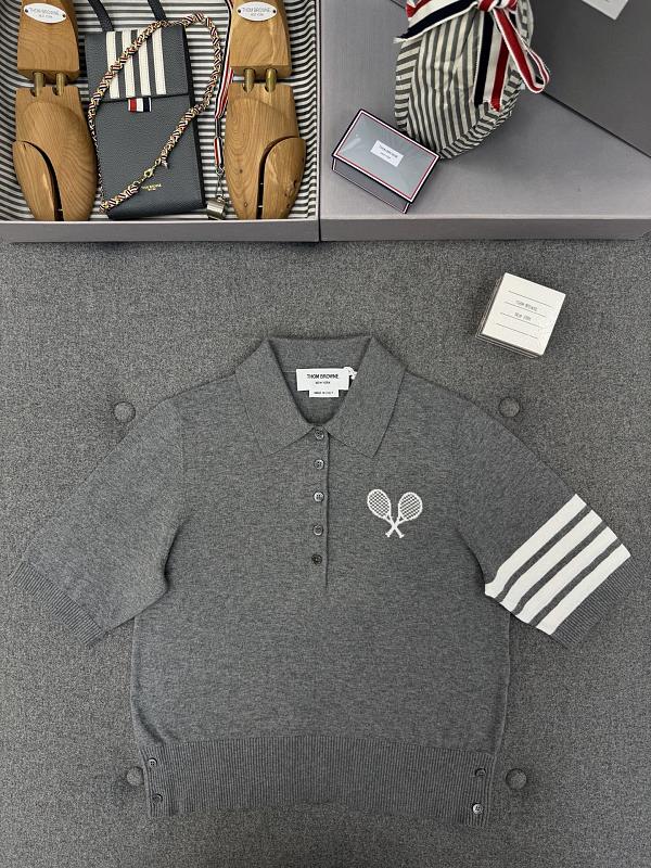 Sweater from Scarlettluxury