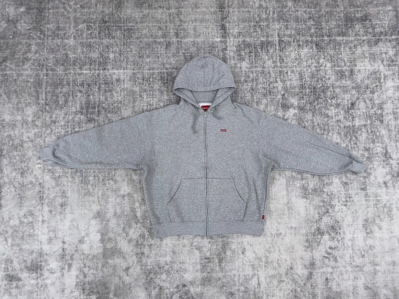 Supreme hoodie