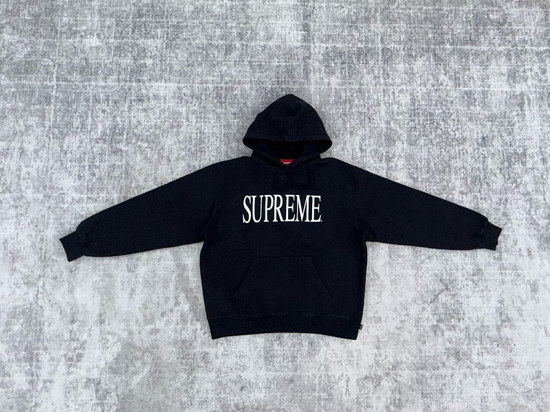 Supreme hoodie
