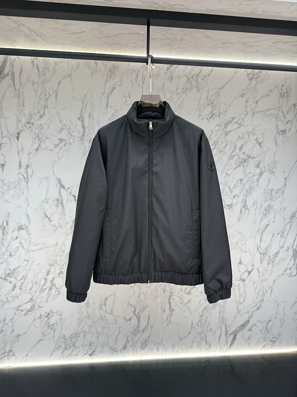 Coat Will Be Compressed During Shipping So QC Dose Not Look Full It Will Expaned When U Ge