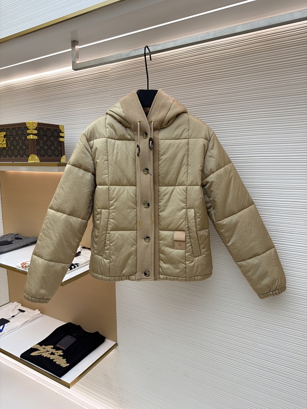 Khaki Color Agent QC Have Color Differences Of Light Camera And Eyes Its Different Shows