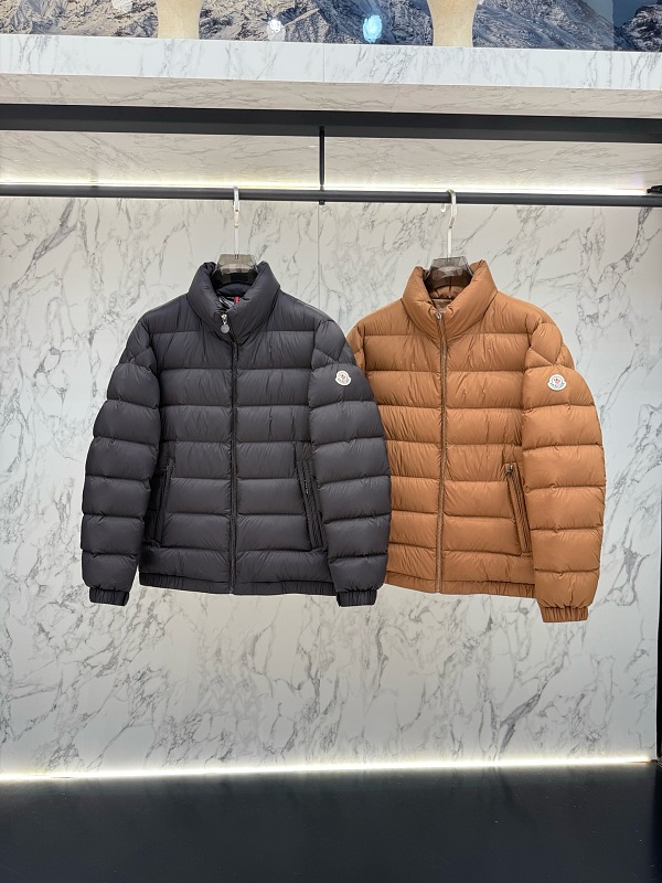 Coat Will Be Compressed During Shipping So QC Dose Not Look Full It Will Expaned When U Ge