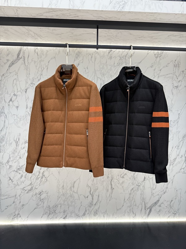 Coat Will Be Compressed During Shipping So QC Dose Not Look Full It Will Expaned When U Ge