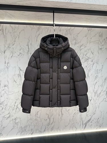Coat Will Be Compressed During Shipping So QC Dose Not Look Full It Will Expaned When U Ge