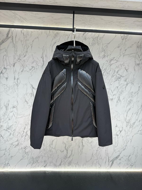 Coat Will Be Compressed During Shipping So QC Dose Not Look Full It Will Expaned When U Ge