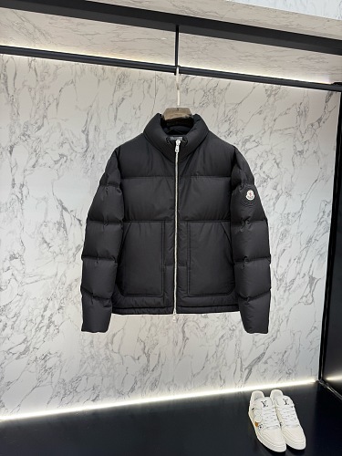 Coat Will Be Compressed During Shipping So QC Dose Not Look Full It Will Expaned When U Ge