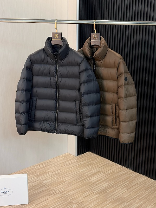 Coat Will Be Compressed During Shipping So QC Dose Not Look Full It Will Expaned When U Ge