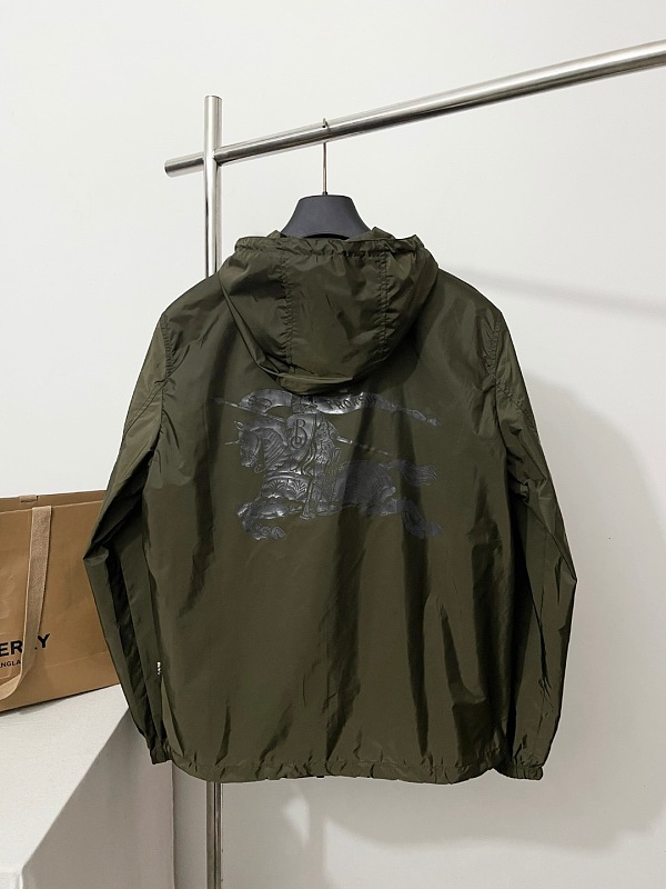 Agent QC Photos Have Color Differences Under Different Lighting And Have Resolution Discre
