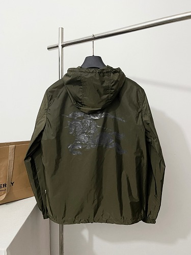 Agent QC Photos Have Color Differences Under Different Lighting And Have Resolution Discre