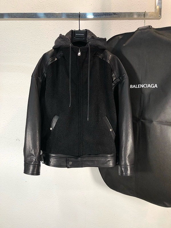 580W00011 Real Leather