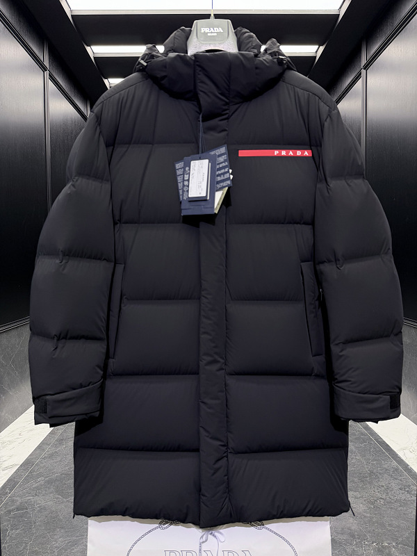 Coat Will Be Compressed During Shipping So QC Dose Not Look Full It Will Expaned When U Ge