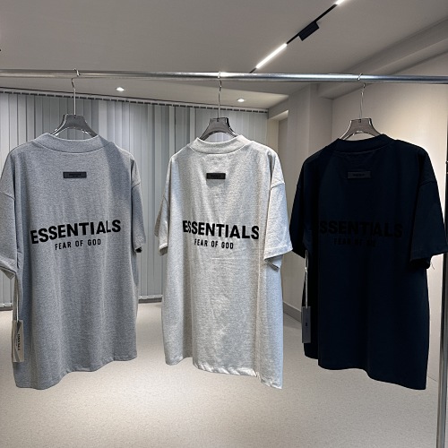Essentials Agent QC Have Color Differences Of Light. We Confirm Color Same As Authentic 100 .Agent Ca