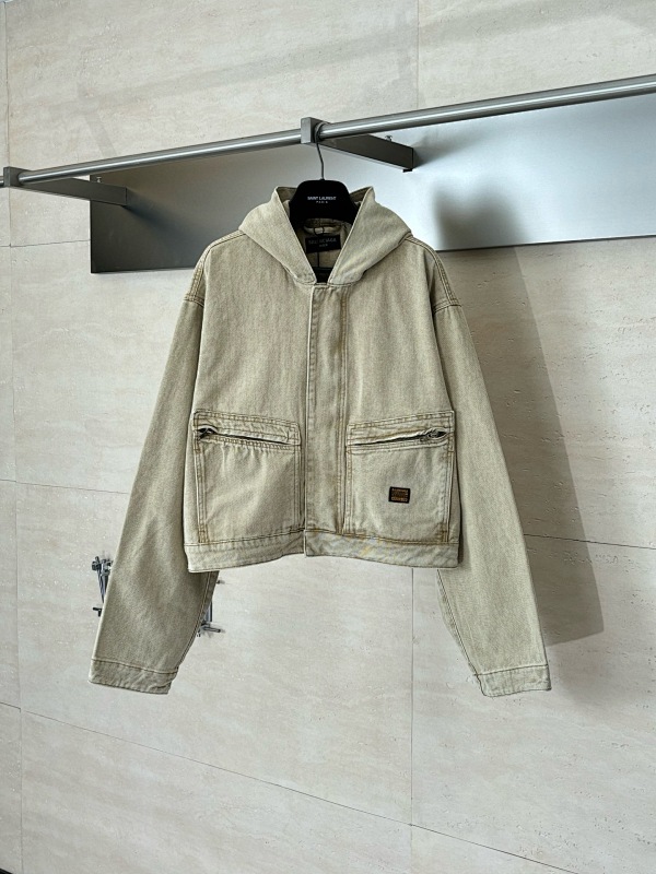 Agent QC Photos Have Color Differences Under Different Lighting And There Are Resolution D