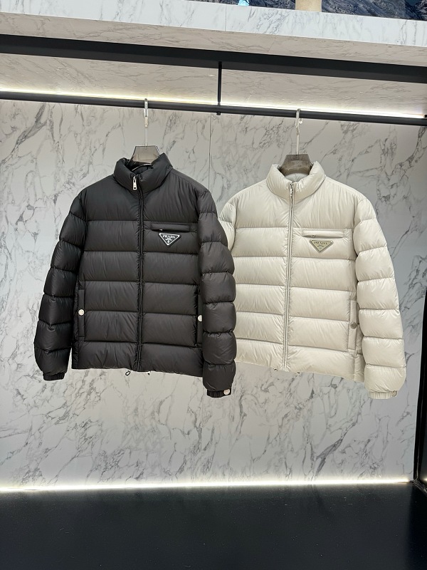 Coat Will Be Compressed During Shipping So QC Dose Not Look Full It Will Expaned When U Ge