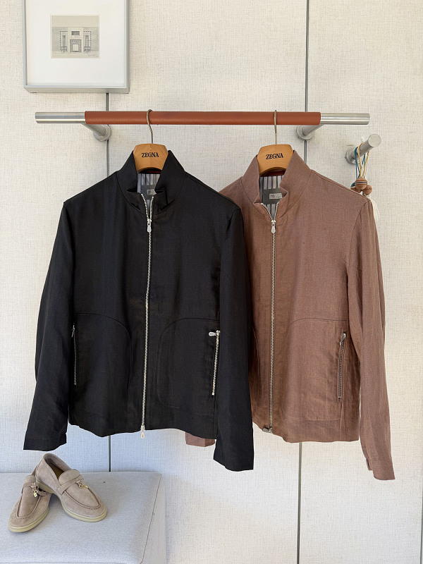 Agent QC Photos Have Color Differences Under Different Lighting And Have Resolution Discre