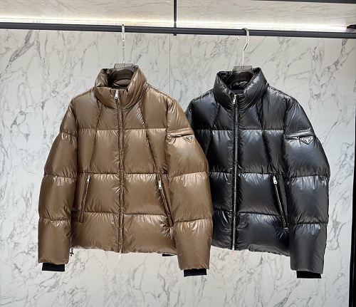 Coat Will Be Compressed During Shipping So QC Dose Not Look Full It Will Expaned When U Ge