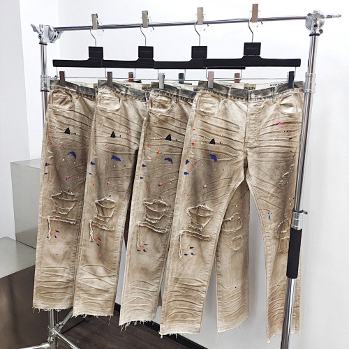 Jeans from Tophotfashion