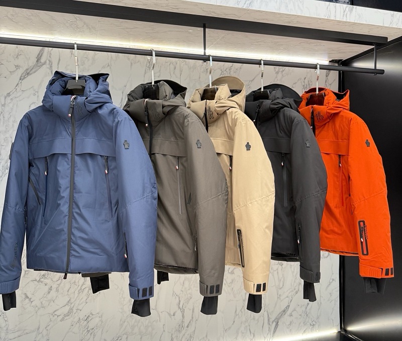 Coat Will Be Compressed During Shipping So QC Dose Not Look Full It Will Expaned When U Ge