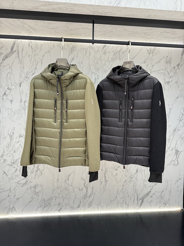 Coat Will Be Compressed During Shipping So QC Dose Not Look Full It Will Expaned When U Ge