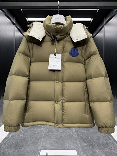 Coat Will Be Compressed During Shipping So QC Dose Not Look Full It Will Expaned When U Ge